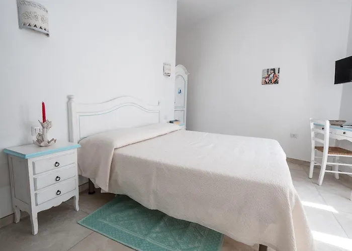 Konukevi Solki SantʼAntìoco